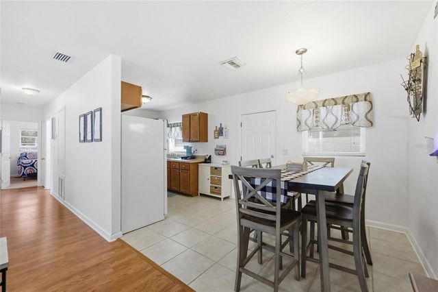 516 LAND O LAKES CT, Deland, FL 32724
