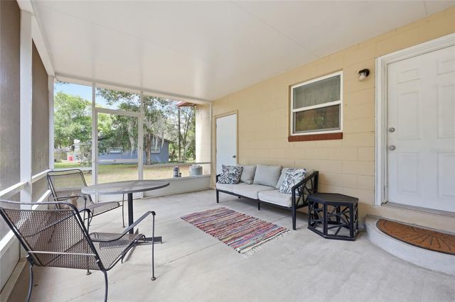 516 LAND O LAKES CT, Deland, FL 32724