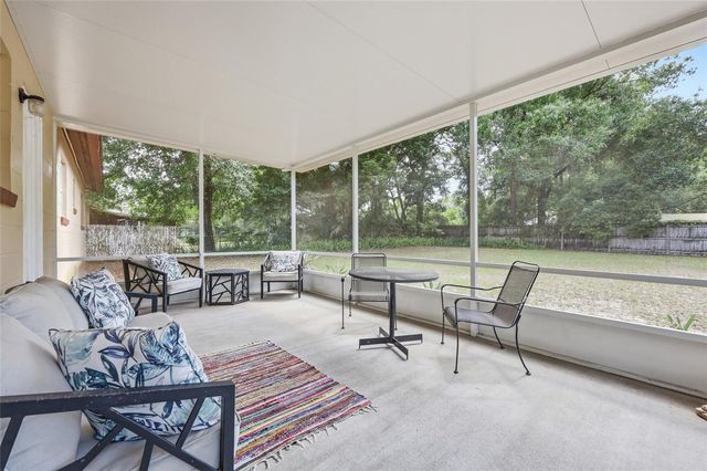 516 LAND O LAKES CT, Deland, FL 32724