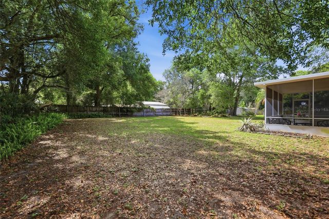 516 LAND O LAKES CT, Deland, FL 32724
