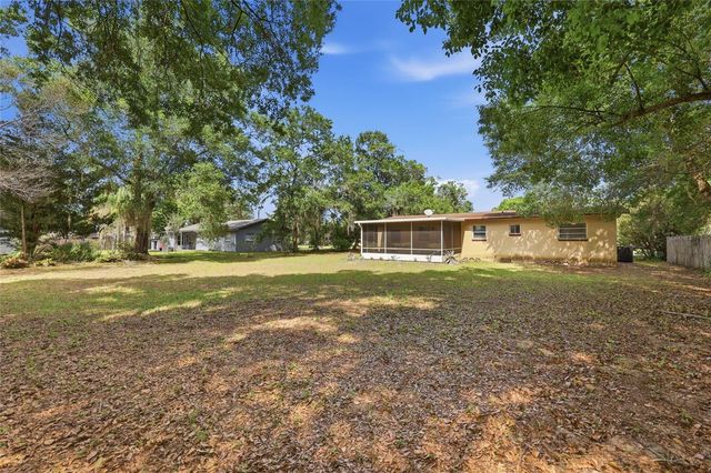 516 LAND O LAKES CT, Deland, FL 32724