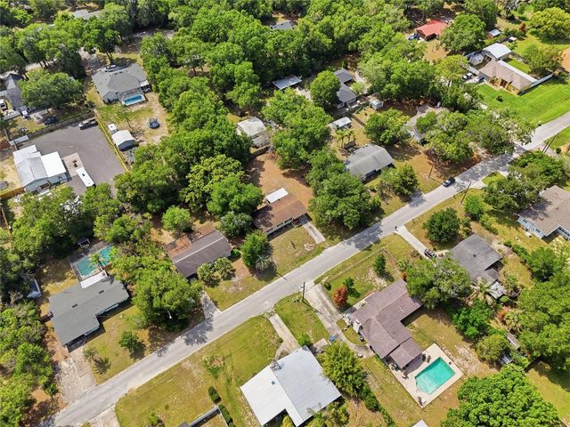 516 LAND O LAKES CT, Deland, FL 32724