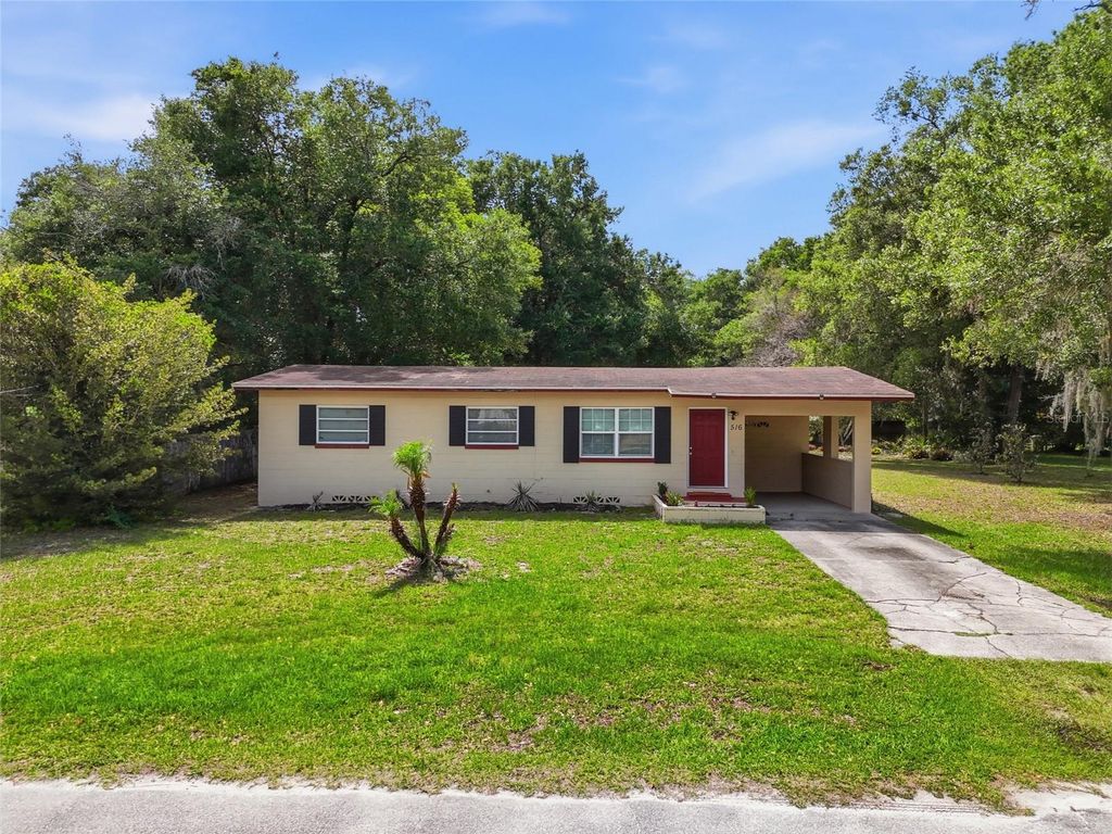 516 LAND O LAKES CT, Deland, FL 32724