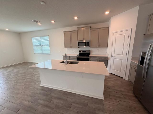 6367 LAKEPINE STREET, St Cloud, FL 34771