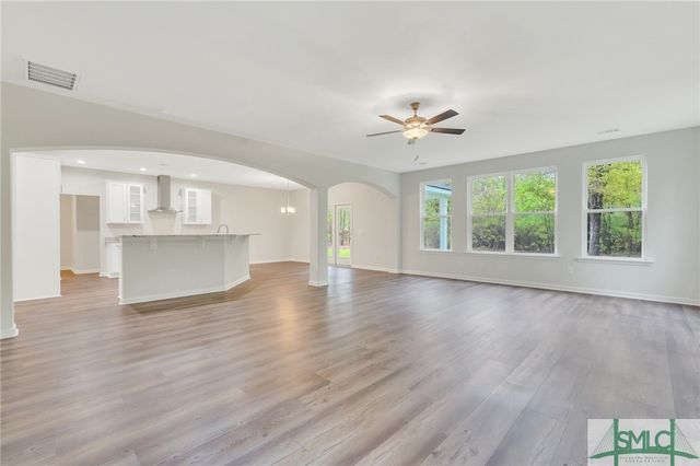 124 Kenwood Circle, Savannah, GA 31302