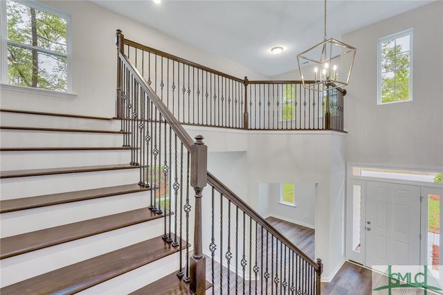 124 Kenwood Circle, Savannah, GA 31302