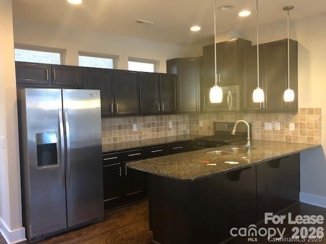 951 Warren Burgess Lane, Charlotte, NC 28205