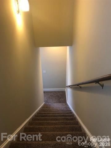 951 Warren Burgess Lane, Charlotte, NC 28205