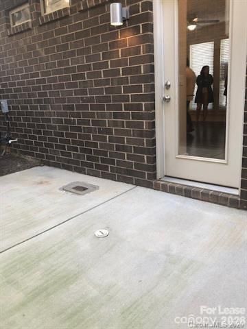 951 Warren Burgess Lane, Charlotte, NC 28205