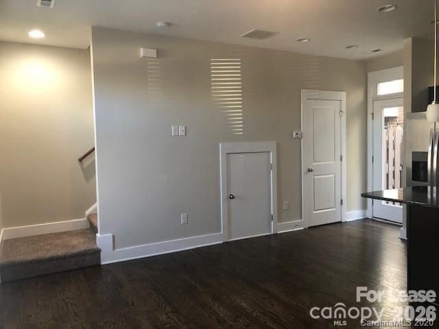 951 Warren Burgess Lane, Charlotte, NC 28205