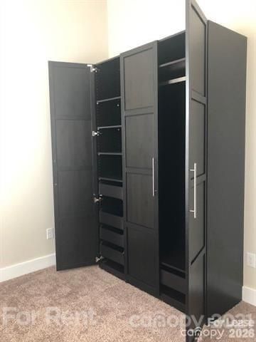 951 Warren Burgess Lane, Charlotte, NC 28205