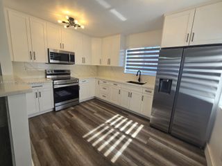 635 W 31st St, Hialeah, FL 33012