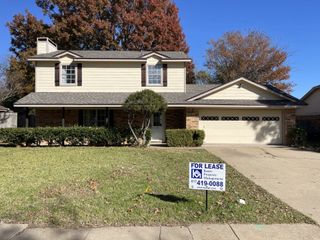 113 Deerwood Lane, Waxahachie, TX 75165