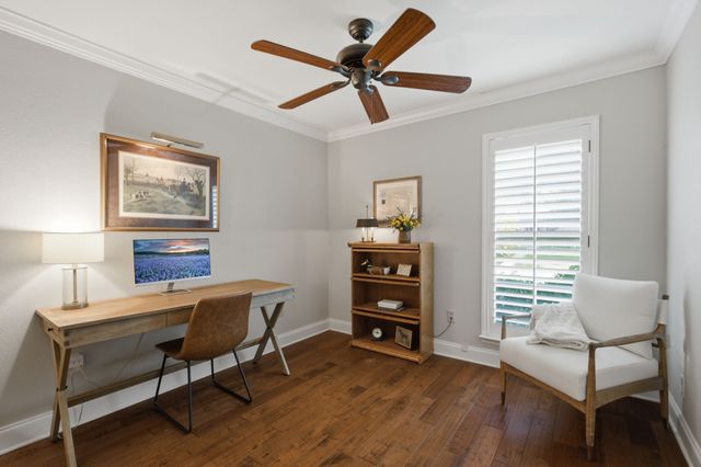 258 Creekside Lane, Coppell, TX 75019
