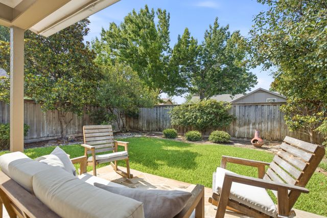 258 Creekside Lane, Coppell, TX 75019