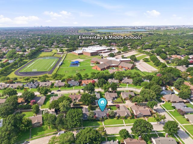 258 Creekside Lane, Coppell, TX 75019
