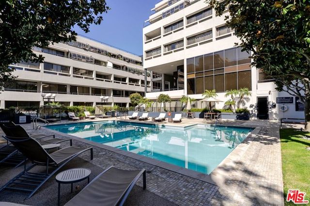 880 W 1st Street 712, Los Angeles, CA 90012