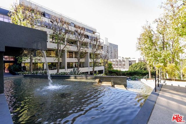 880 W 1st Street 712, Los Angeles, CA 90012