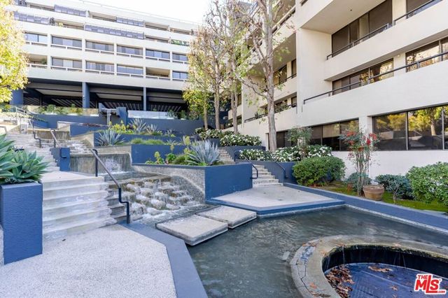 880 W 1st Street 712, Los Angeles, CA 90012