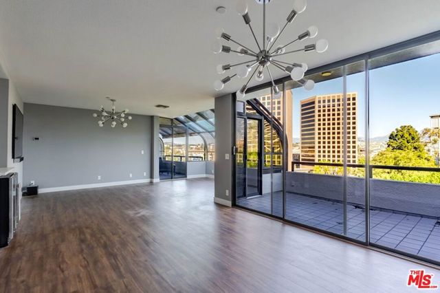 880 W 1st Street 712, Los Angeles, CA 90012