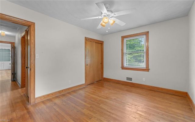304 Sarazen DR, Portsmouth, VA 23701