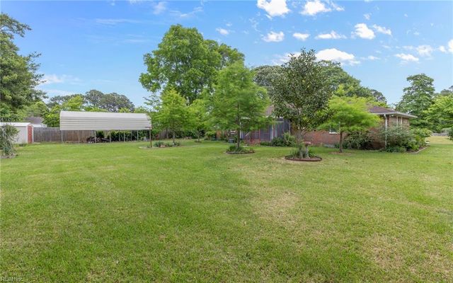 304 Sarazen DR, Portsmouth, VA 23701
