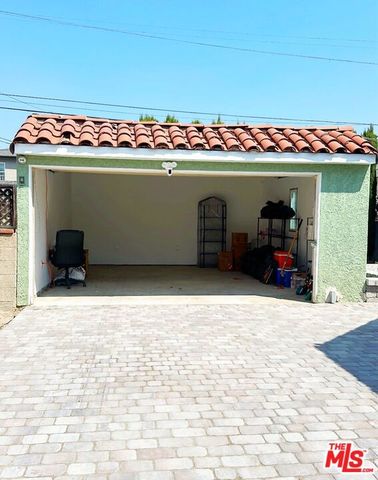 3237 W 74th Street, Los Angeles, CA 90043