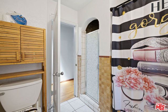 3237 W 74th Street, Los Angeles, CA 90043