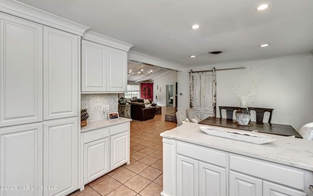 413 W Main Street, Raymond, MS 39154