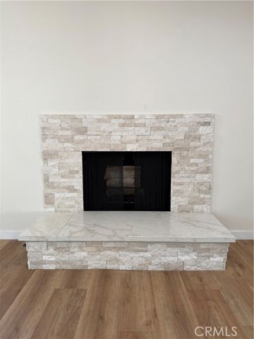 2432 Larchmont, Santa Ana, CA 92706