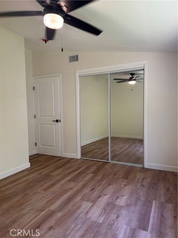 2432 Larchmont, Santa Ana, CA 92706