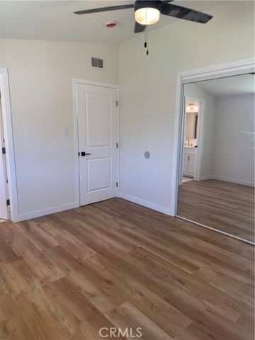 2432 Larchmont, Santa Ana, CA 92706