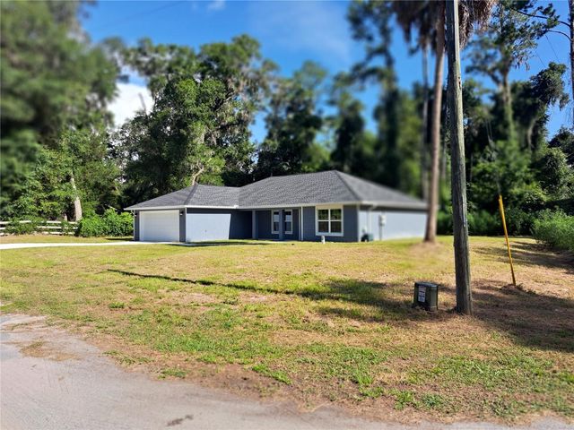 547 GRAPEWOOD LN., Citrus Springs, FL 34434