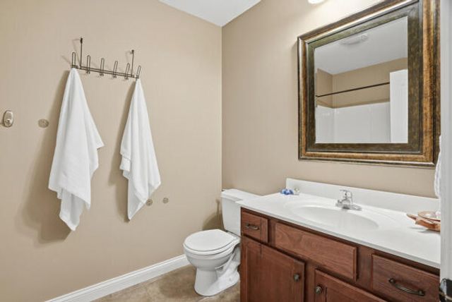 3112 BALLARD MILL DR, Columbia, MO 65203