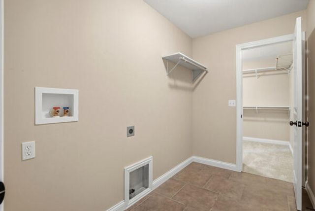 3112 BALLARD MILL DR, Columbia, MO 65203