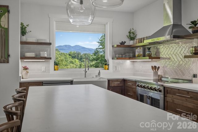 217 Sycamore Drive, Nebo, NC 28761