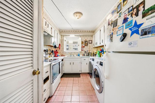 4701 N Kings Hwy Apt 2, Myrtle Beach, SC 29577