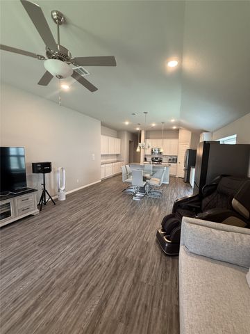 8932 Lantana Meadow Drive, Fort Worth, TX 76131
