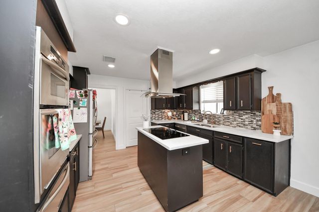 3610 Covey Trail Drive, Missouri City, TX 77459