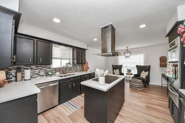 3610 Covey Trail Drive, Missouri City, TX 77459