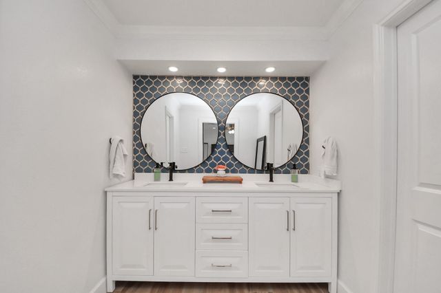 3610 Covey Trail Drive, Missouri City, TX 77459