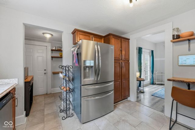 614 E 33rd Street, Indianapolis, IN 46205