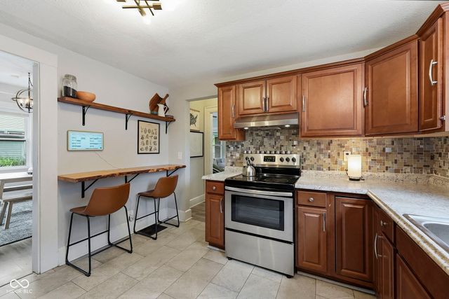 614 E 33rd Street, Indianapolis, IN 46205
