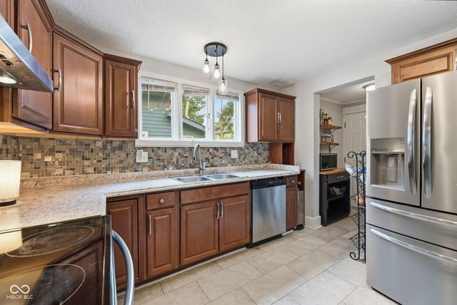 614 E 33rd Street, Indianapolis, IN 46205