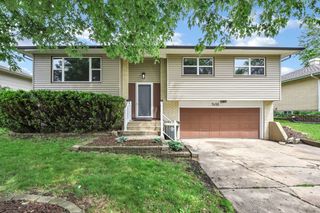 7450 Astor Avenue, Hanover Park, IL 60133