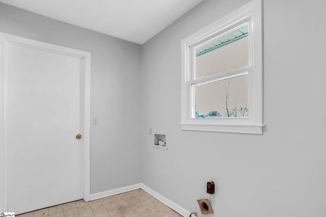 464 Bishop Drive, Mauldin, SC 29662