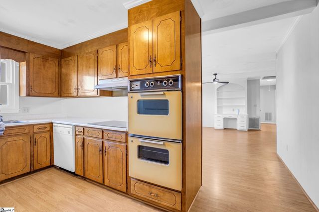 464 Bishop Drive, Mauldin, SC 29662