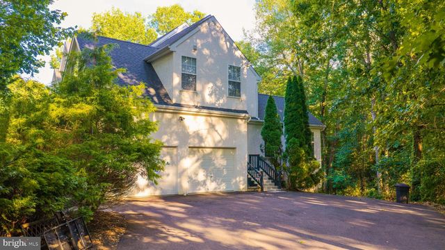 2 GREENBRIAR RD, Mullica Hill, NJ 08062