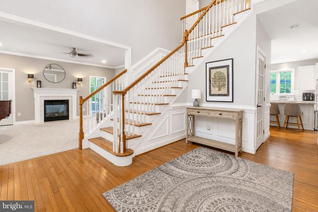 2 GREENBRIAR RD, Mullica Hill, NJ 08062
