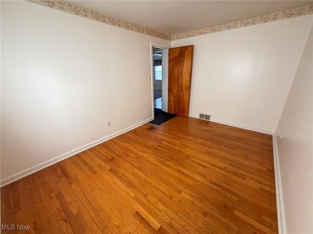 433 N Hartford Avenue, Youngstown, OH 44509